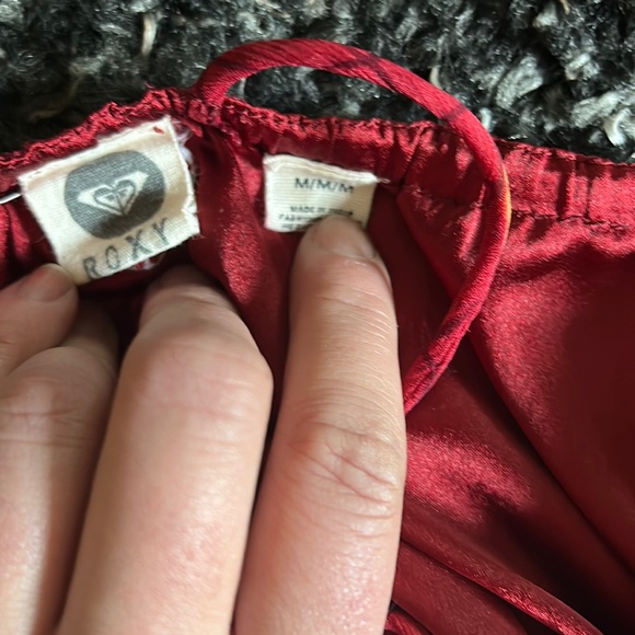 Red Roxy Halter Dress size medium - Picture 5 of 7